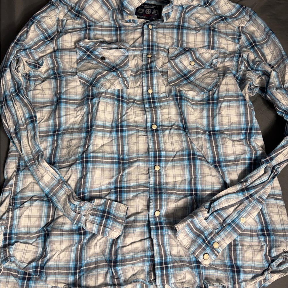 American Eagle Outfitters Blue and White Checkered Shirt